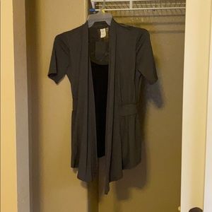 Short sleeve top